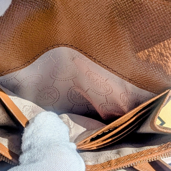 MICHAEL Michael Kors Jet Set Wallet Dark Brown & Beige - Picture 9 of 9